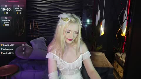 Emily online show from February 6, 2025, 2:22 am