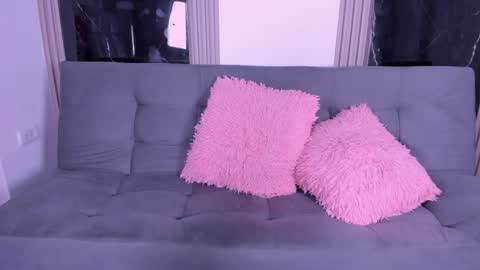 Emery online show from April 16, 2026, 9:39 pm