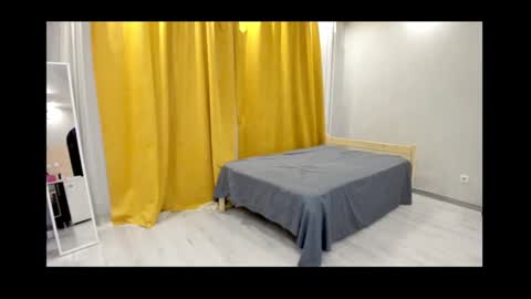 Snapshot of emily_gold1 chatting on February 1, 2025, 4:35 am My name is EMILY. Please say hello I like to chat with you. If you have requests or dirty talk please  online show from February 1, 2025, 4:35 am