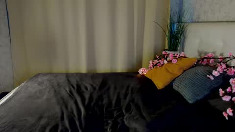 Emily online show from May 22, 2026, 1:13 am