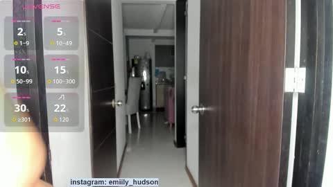 independet model online show from October 26, 2025, 12:05 am