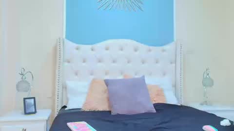 Emily online show from September 24, 2025, 10:35 pm