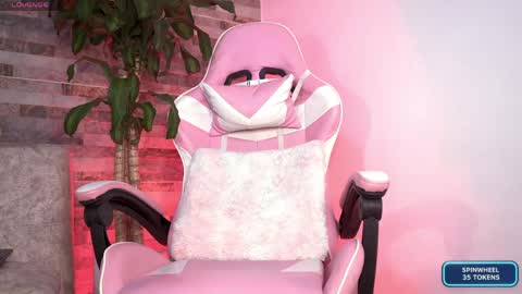 Emily online show from April 18, 2026, 12:58 am