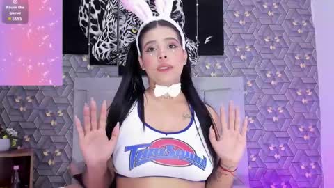 Emily online show from November 1, 2025, 12:01 am