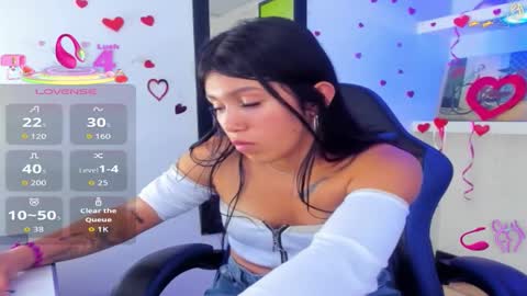 Snapshot of emily_rosse04 chatting on March 14, 2026, 4:34 pm online show from March 14, 2026, 4:34 pm