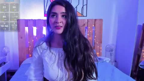 Snapshot of emily_sartre chatting on April 24, 2026, 8:55 pm Emilly online show from April 24, 2026, 8:55 pm