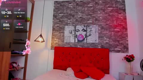 Snapshot of emily_sc chatting on January 7, 2025, 7:28 pm emily_sc online show from January 7, 2025, 7:28 pm