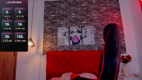 Snapshot of emily_sc chatting on February 4, 2025, 1:38 pm emily_sc online show from February 4, 2025, 1:38 pm