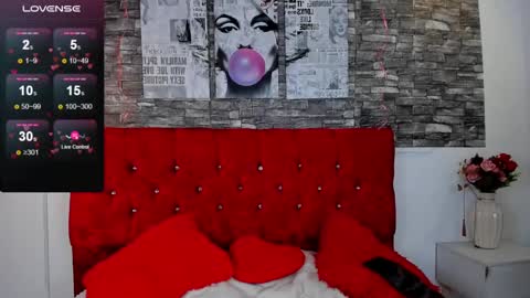 Snapshot of emily_sc chatting on February 25, 2025, 5:04 pm emily_sc online show from February 25, 2025, 5:04 pm