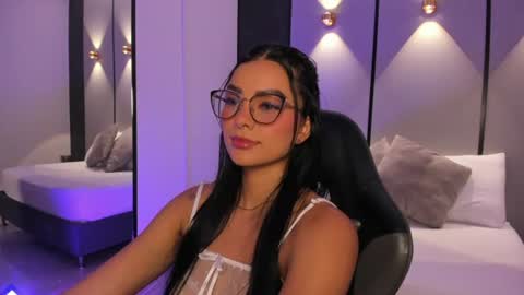 emily_tolson online show from June 16, 2026, 7:27 pm