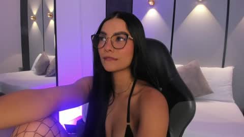 emily_tolson online show from July 2, 2026, 7:42 pm