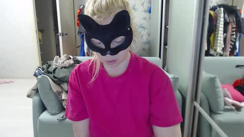 Emily online show from March 31, 2026, 7:25 pm