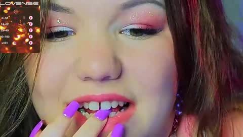 artist Emily online show from December 20, 2024, 11:05 pm