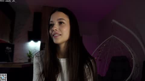 Snapshot of emilybatee chatting on September 23, 2025, 6:22 pm emilybatee online show from September 23, 2025, 6:22 pm