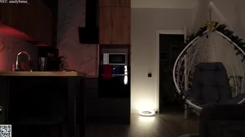 Snapshot of emilybatee chatting on February 14, 2026, 6:26 pm emilybatee online show from February 14, 2026, 6:26 pm