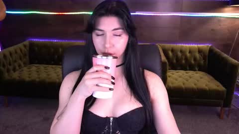 Emy online show from September 26, 2025, 7:12 am