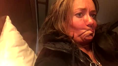 emilyclear online show from April 30, 2026, 8:42 am