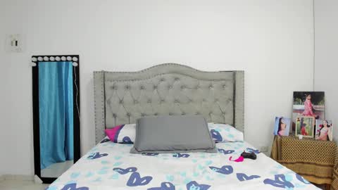 Snapshot of emilydauz chatting on February 24, 2025, 6:49 am Camila online show from February 24, 2025, 6:49 am