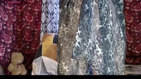 Snapshot of emilydoth chatting on October 15, 2025, 4:45 am EmilyDoth online show from October 15, 2025, 4:45 am