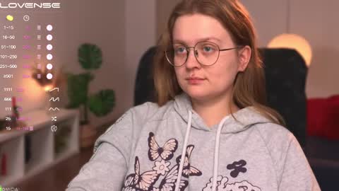 Emily  online show from February 26, 2025, 1:41 pm