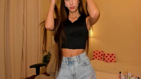 Alina online show from September 25, 2025, 8:01 pm