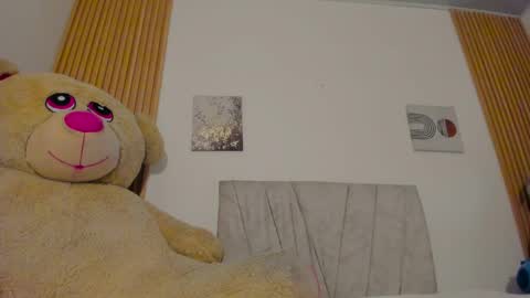 EMI online show from April 15, 2026, 5:53 pm