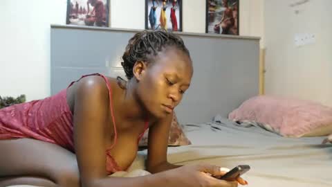 Emilly online show from March 2, 2025, 12:09 am