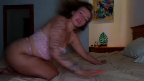 Emily Robbie online show from June 3, 2026, 2:33 pm