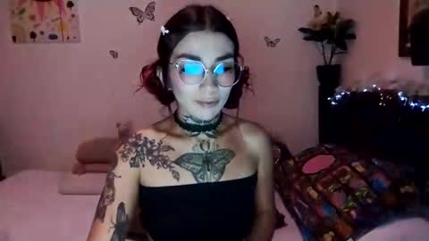 Valentina independent model online show from December 4, 2024, 2:53 am