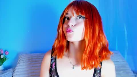 Snapshot of emilywithe_ chatting on October 10, 2025, 11:15 pm online show from October 10, 2025, 11:15 pm