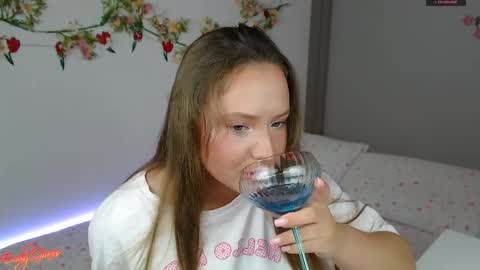 Emily online show from April 16, 2026, 10:34 pm