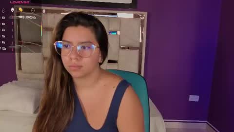 emilyy_cooperr online show from June 30, 2026, 12:06 pm