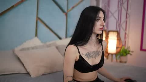 Snapshot of emilyymoon chatting on June 30, 2026, 6:47 am emilyymoon online show from June 30, 2026, 6:47 am