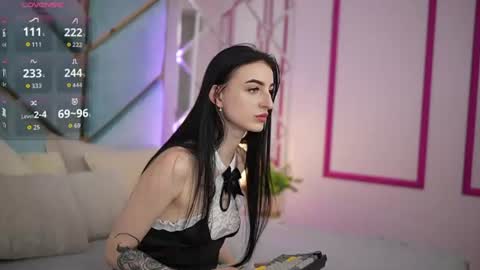 Snapshot of emilyymoon chatting on July 4, 2026, 6:08 am emilyymoon online show from July 4, 2026, 6:08 am