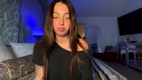 Emily online show from April 21, 2026, 10:12 pm