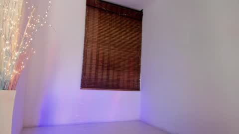 Emma online show from December 4, 2024, 10:13 am