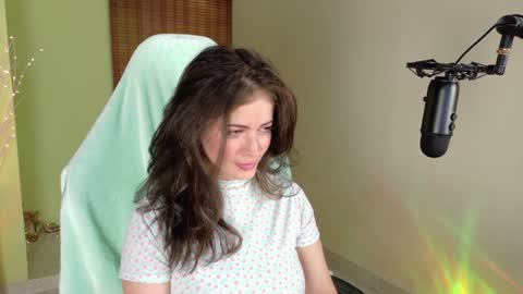 Emma online show from January 27, 2025, 2:57 pm