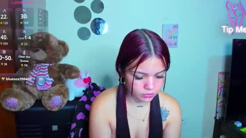 Snapshot of emma_boo_ chatting on March 17, 2026, 3:00 am emma_boo_ online show from March 17, 2026, 3:00 am