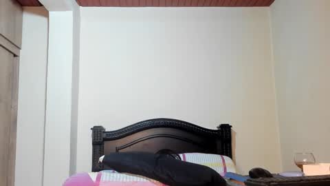 Snapshot of emma_brown777 chatting on January 25, 2025, 1:43 am ALBA online show from January 25, 2025, 1:43 am