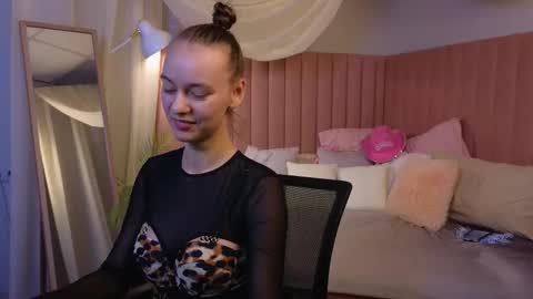 Snapshot of emma_chaser chatting on March 25, 2026, 3:34 am emma_chaser online show from March 25, 2026, 3:34 am