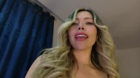 emma coronel online show from March 30, 2026, 11:06 pm