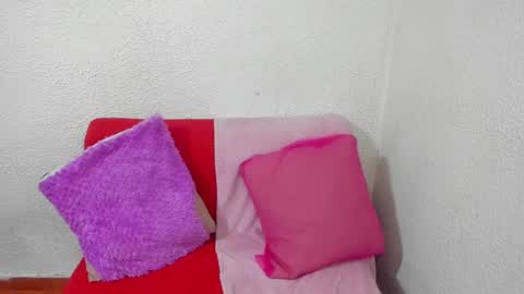 Emma online show from March 6, 2025, 3:46 am