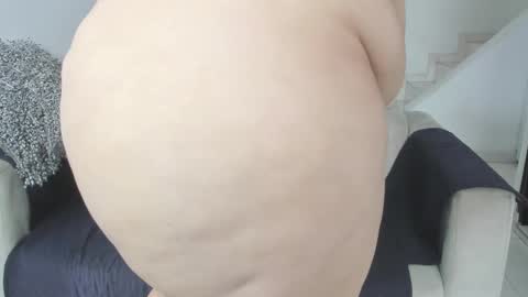 Snapshot of emma_eva1 chatting on March 2, 2025, 5:04 pm Emma online show from March 2, 2025, 5:04 pm