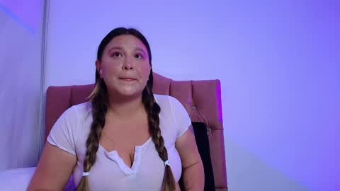 Emma Miel  online show from February 19, 2026, 3:35 am