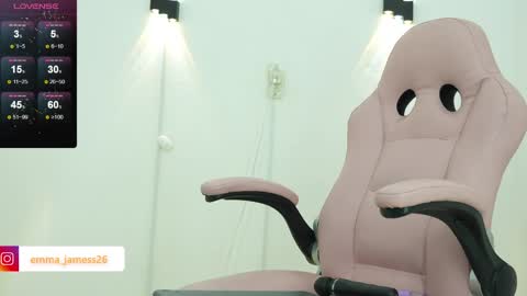 emma_jamess online show from April 11, 2026, 7:45 am