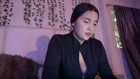 emma_johnson_ online show from November 26, 2025, 2:34 am