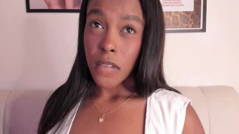 emma_jonness online show from March 6, 2026, 6:37 pm