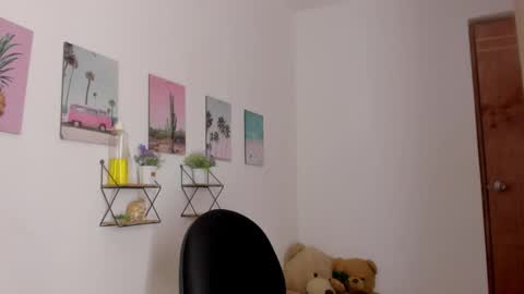 whises lits        online show from February 21, 2026, 1:45 pm