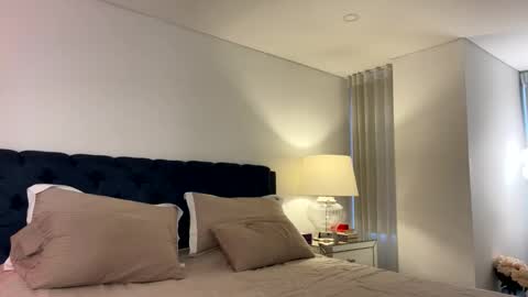 Snapshot of emma_lu1 chatting on December 10, 2024, 5:22 pm emma_lu1 online show from December 10, 2024, 5:22 pm