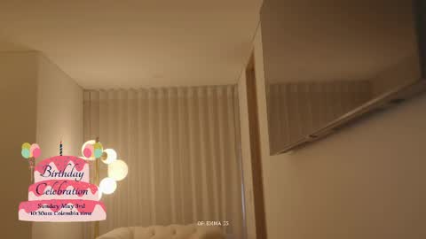 emma_lu1 online show from April 28, 2026, 10:15 pm